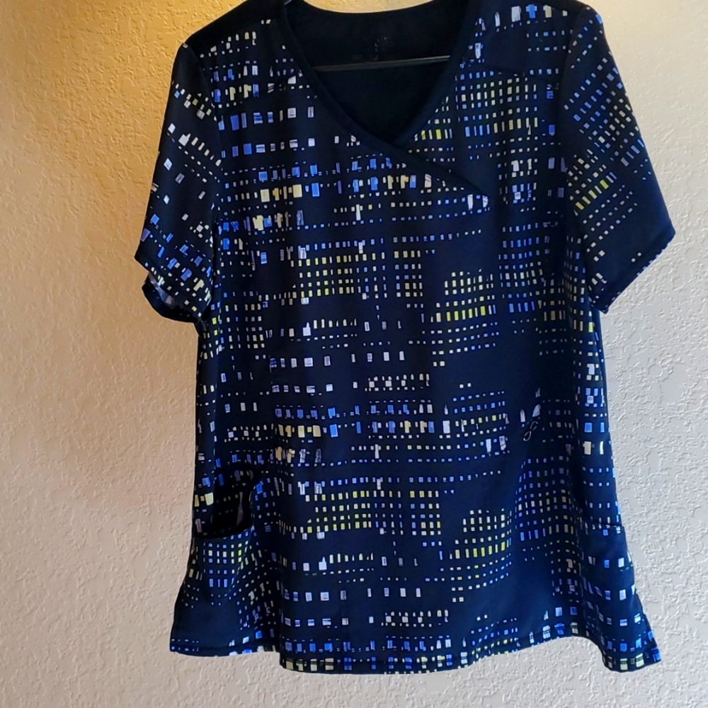 Infinity by Cherokee scrub top